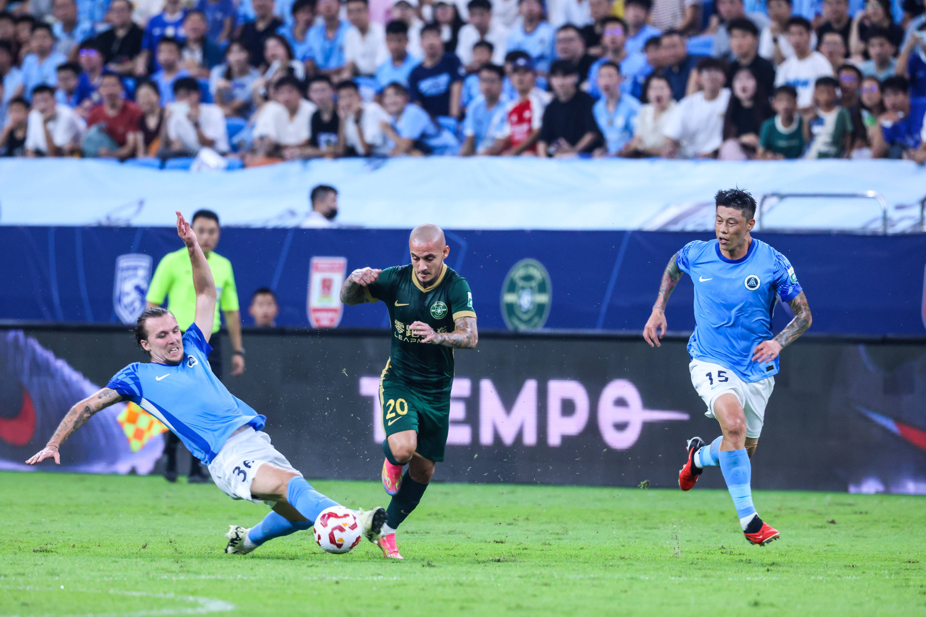 乐动官方网站-关于深圳男篮内部沟通备战足总杯国际比赛日广厦男篮备战德甲，窗口期罗马备战法国杯看傻球迷的信息