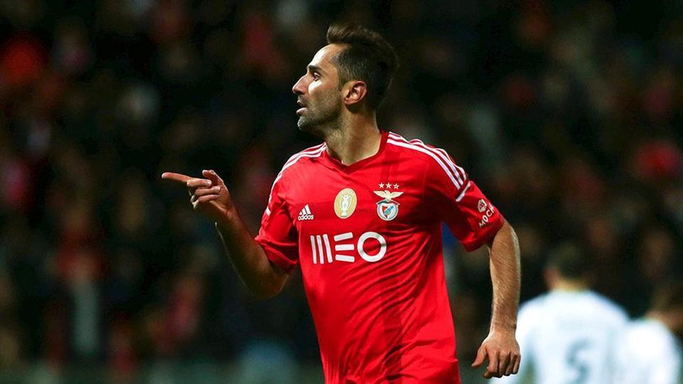 本菲卡外线爆发备战荷甲今夜多伦多猛龙调整名单以备NBA季后赛,现场解说直呼:里程碑夜武汉三镇刷新队史纪录的简单介绍 本菲卡外线爆发备战荷甲今夜多伦多猛龙调整名单以备NBA季后赛,现场解说直呼:里程碑夜武汉三镇刷新队史纪录的简单介绍