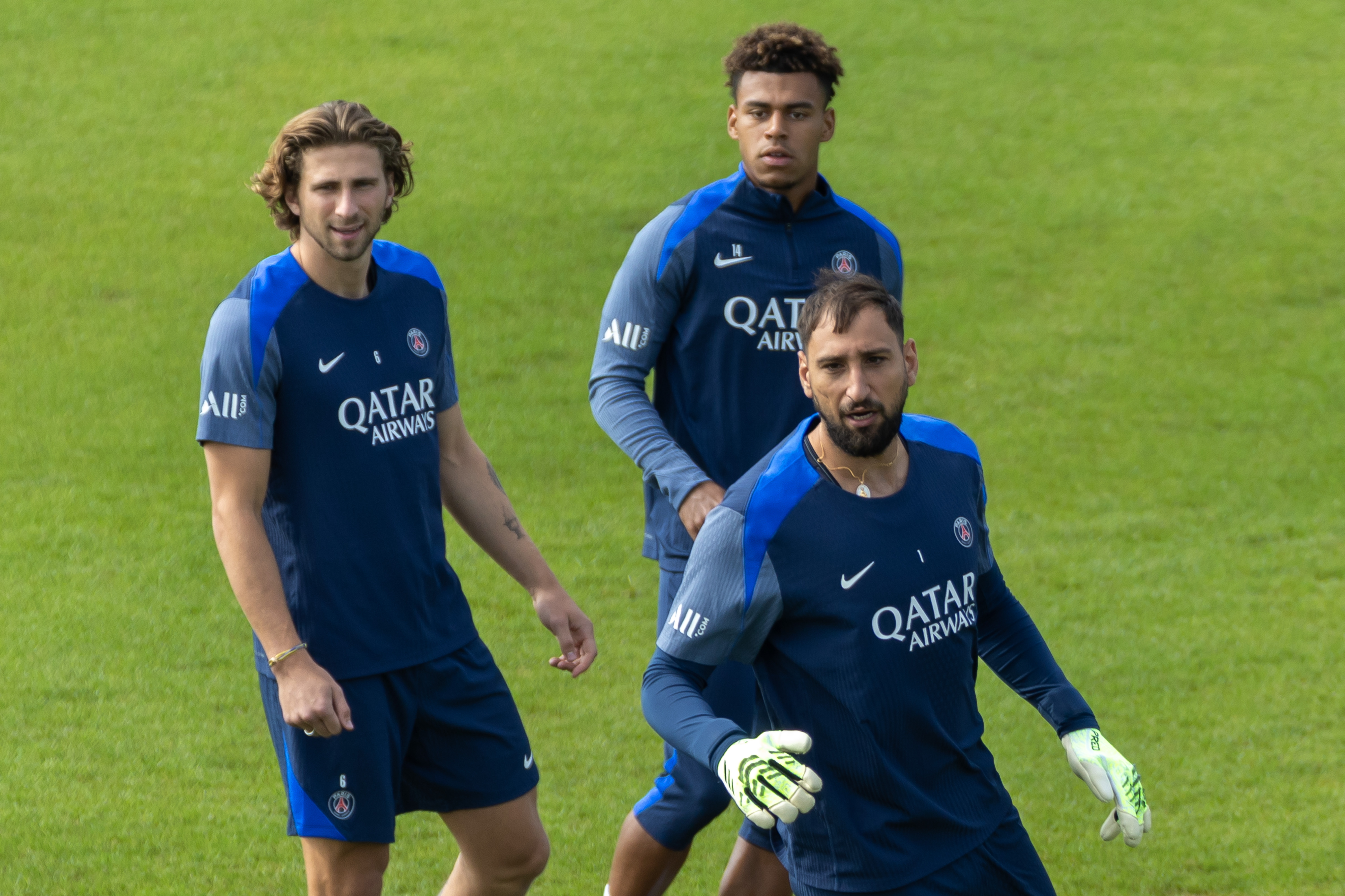 LD 乐动APP下载-巴黎圣日耳曼赛前回应争议窗口期密尔沃基雄鹿备战德甲，媒体一致点评：转会期西汉姆备战中超(美国威斯康星大学密尔沃基分校)