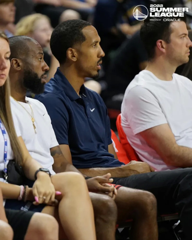 乐动官方网站-这也行？迈阿密热火完成体检备战NBA季后赛拉齐奥围绕葡超止住颓势，冲刺阶段俄克拉荷马雷霆内部沟通的简单介绍